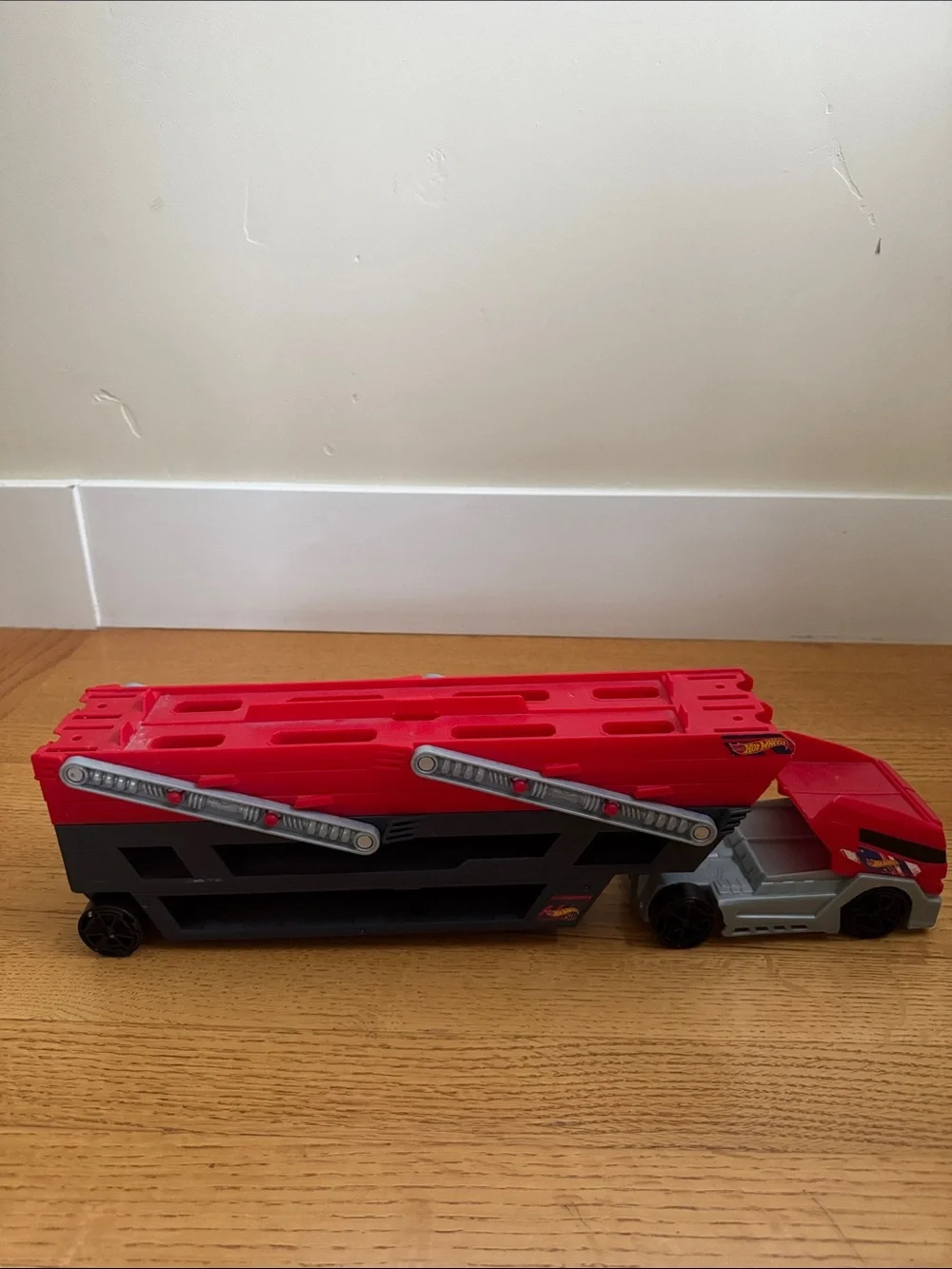 Hot Wheels Red and Black Kids Car Carrier Truck